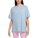 Nike Dam - Ekologiskt material T-shirts Nike Women's Sportswear Essential T-shirt - Light Armory Blue/White
