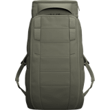 Db Gröna Väskor Db Hugger Backpack 30L - Moss Green