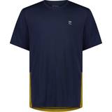 Mons Royale T-shirts & Linnen Mons Royale Tarn Merino Shift T-Shirt, XL, Cumin Midnight