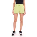 LTB Dam Shorts LTB Jeans Nemado shorts för kvinnor, Lettuce Green 12851, Kort