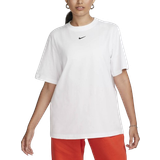 Nike Dam - Ekologiskt material - Kort ärmar T-shirts Nike Women's Sportswear Essential T-shirt - White/Black