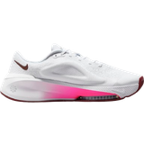 Tyg Träningsskor Nike Versair W - White/Fierce Pink/Metallic Silver/Dark Team Red