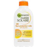 Solskydd & Brun utan sol Garnier Ambre Solaire Sun Protection Milk SPF20 200ml