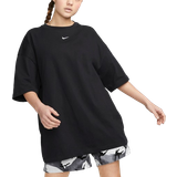 Nike Women's Sportswear Essential Extra large T-shirt - Black/White