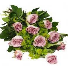 Blommor till begravning & kondoleanser Funeral Flowers Midnight Blandade blommor