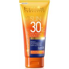 Eveline Cosmetics Solskydd Eveline Cosmetics Amazing Oils Highly Water-Resistant Sun Lotion SPF30 200ml