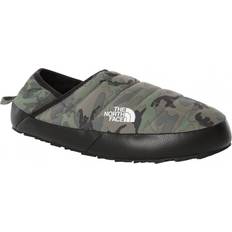 Herr - Multifärgade Innetofflor The North Face Thermoball Traction Mule V - Thyme Brushwood Camo Print/Thyme