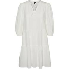 Enfärgade - Korta klänningar - XXL Vero Moda Pretty Dress - White