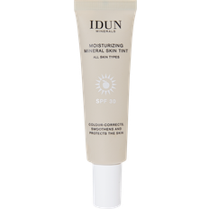 Idun Minerals CC-creams Idun Minerals Moisturizing Mineral Skin Tint SPF30 Gamla Stan Light