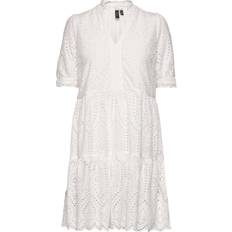 Enfärgade - Kort ärmar - Korta klänningar Y.A.S Holi Short Dress - Star White