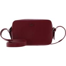 Lacoste Röda Handväskor Lacoste Unisex Chantaco Piqué Leather Small Shoulder Bag Size Unique size Cranberry