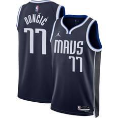 Nike Dallas Mavericks Luka Doncic 77 2022/23 Statement Jersey