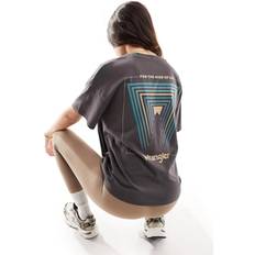 Wrangler Dam T-shirts & Linnen Wrangler – Svart t-shirt girlfriend-modell med tryck baktill-Svart/a