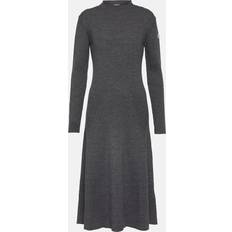 Moncler Dam Klänningar Moncler Ribbed-knit wool blend midi dress grey