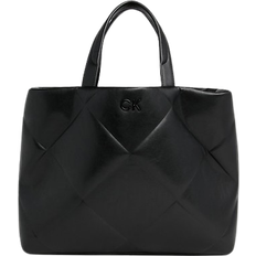 Handväskor Calvin Klein Quilted Tote Bag - Black