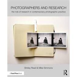 Photographers and Research (Häftad, 2016)