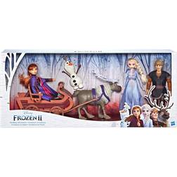 Hasbro Frost 2 Dolls with Sled