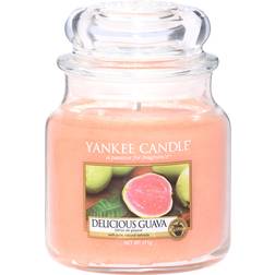 Yankee Candle Delicious Guava Medium Doftljus 411g
