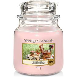Yankee Candle Garden Picnic Medium Scented Candles Doftljus 411g