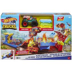Mattel Hot Wheels Monster Trucks Blast Station HFB12