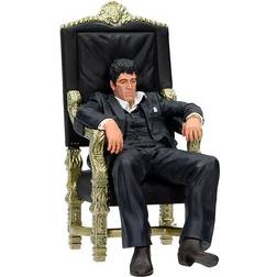 SD Toys Scarface Tony Montana In His Chair Fig