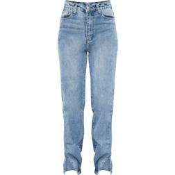 PrettyLittleThing Split Hem Straight Leg Jeans - Mid Blue Wash