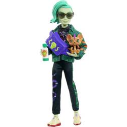 Monster High Deuce Gorgon Doll Pet and Accessories