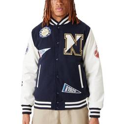 New Era Varsity College Jacke Heritage All Over Patch